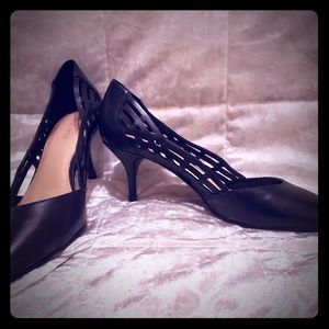 Nine West pumps